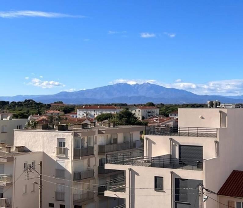 Studio Cote Plage Tout Equipe Vue Sur Le Canigou Canet-en-Roussillon Exterior photo